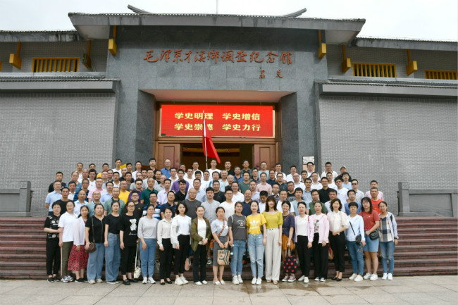 4_meitu_4.jpg 4_meitu_4.jpg