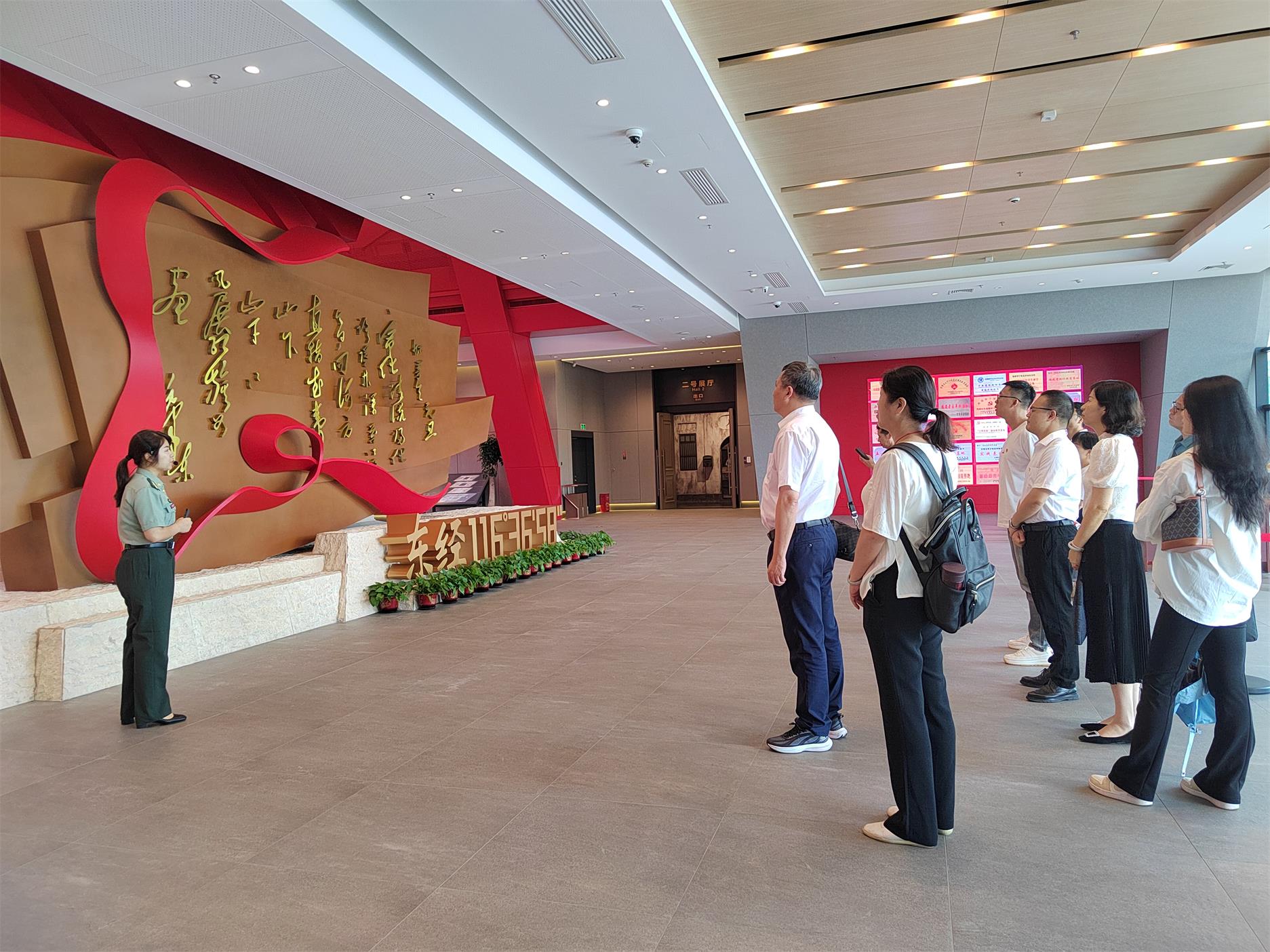 图片3.jpg 图片3.jpg