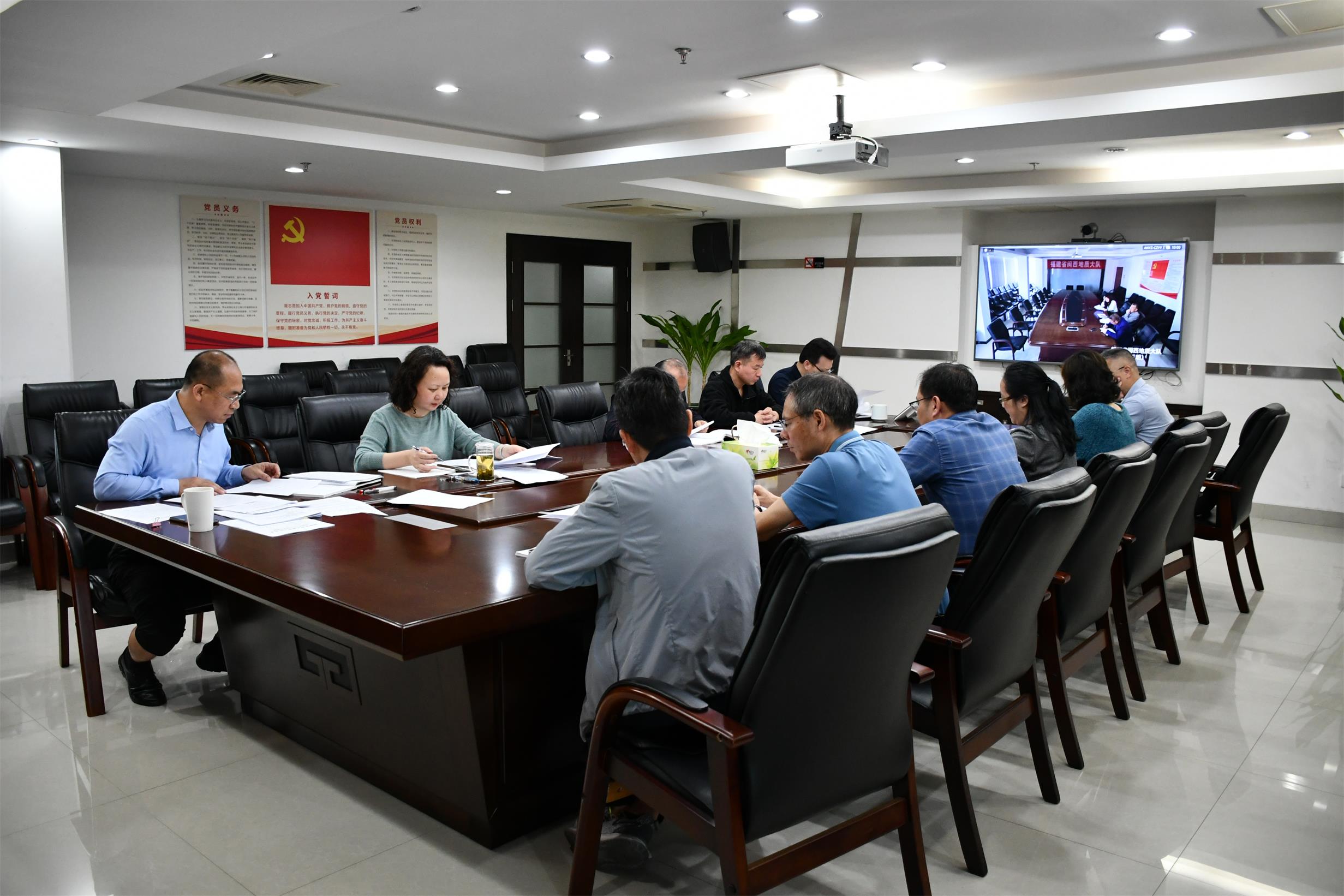 ab727ce14091faae72f85647814e856.jpg ab727ce14091faae72f85647814e856.jpg